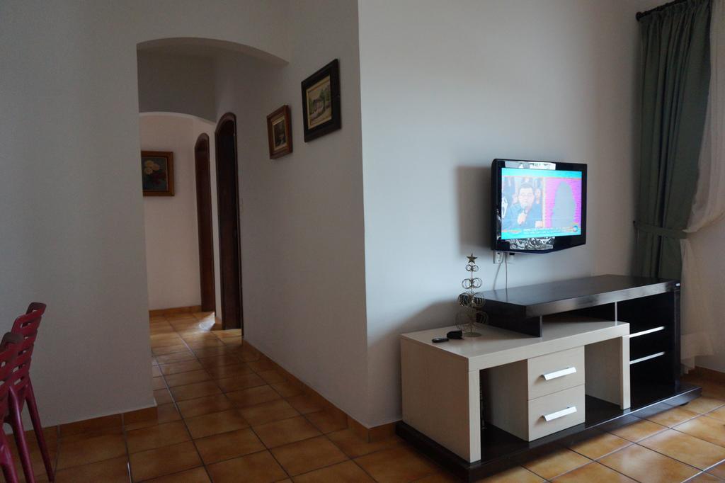Apartamento Aureo Guenaga Guarujá Rum bild